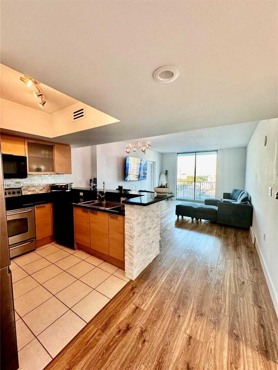 Small Image of 140 SOUTH DIXIE HWY #921, Hollywood Number 11