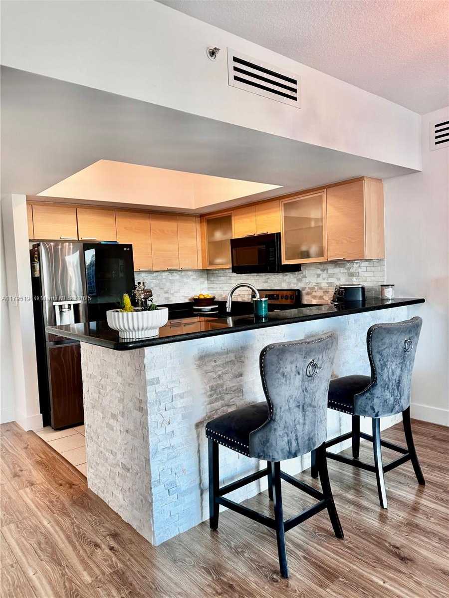 Small Image of 140 SOUTH DIXIE HWY #921, Hollywood Number 12