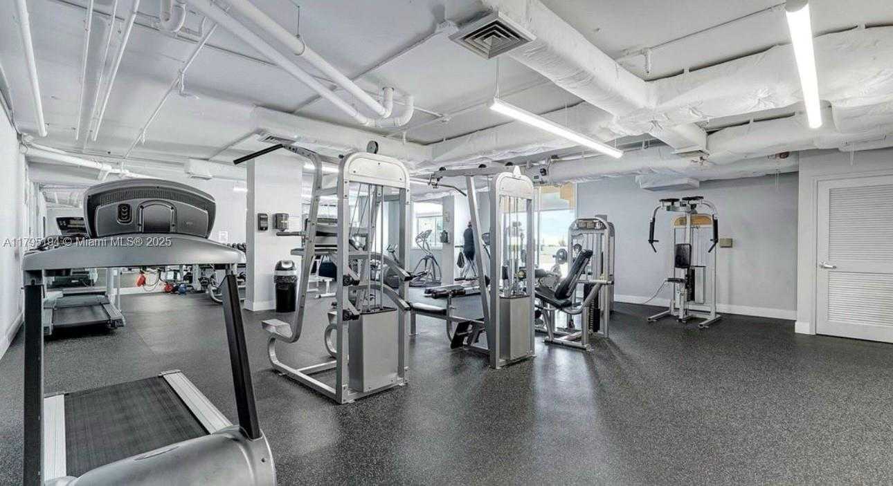 Small Image of 140 SOUTH DIXIE HWY #921, Hollywood Number 24
