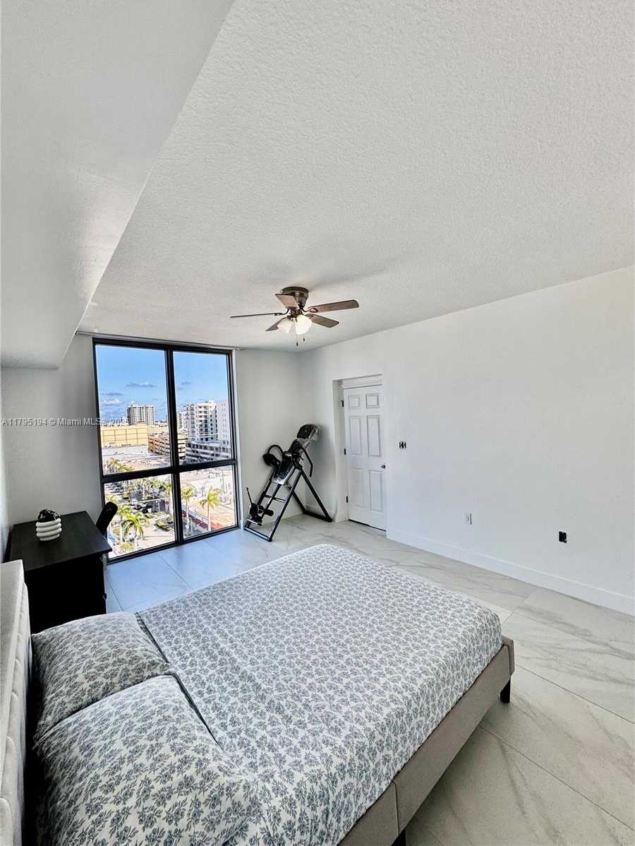 Small Image of 140 SOUTH DIXIE HWY #921, Hollywood Number 7