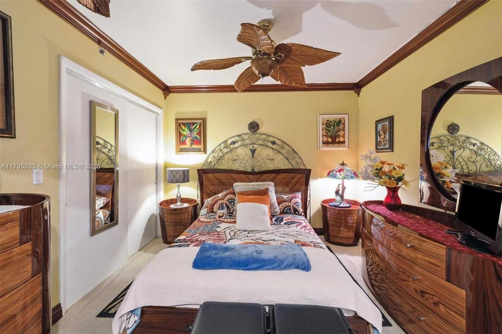 Small Image of 1830 SOUTH OCEAN DR #4712, Hallandale Beach Number 13