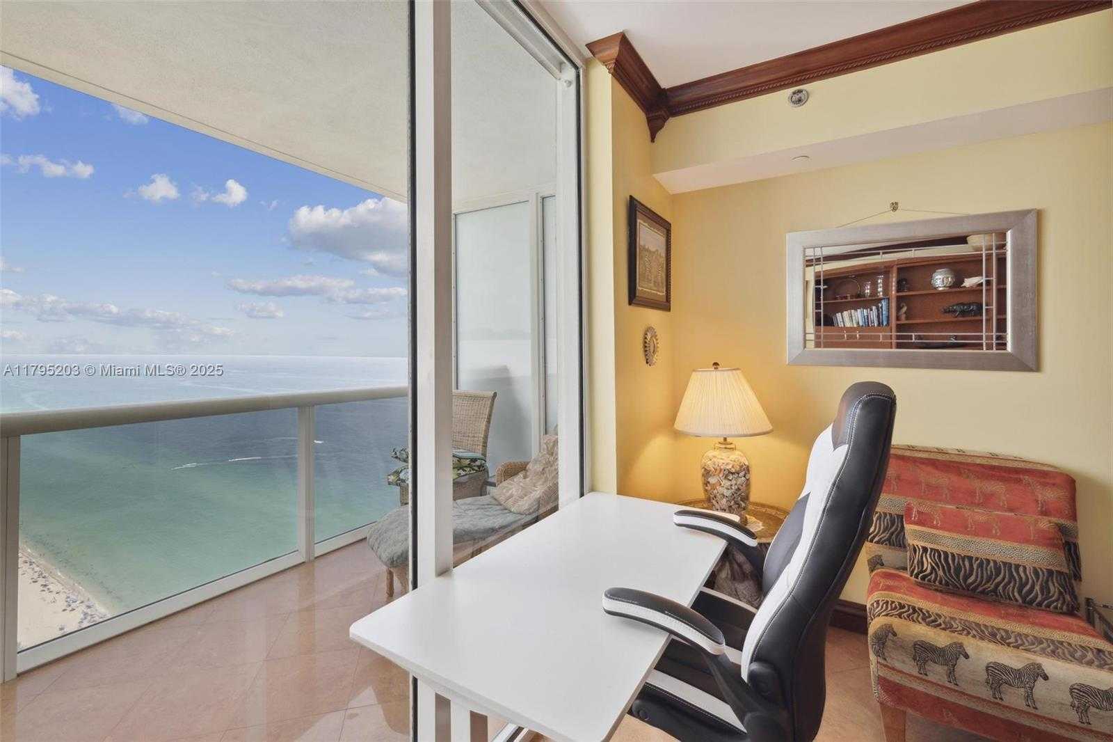 Small Image of 1830 SOUTH OCEAN DR #4712, Hallandale Beach Number 6