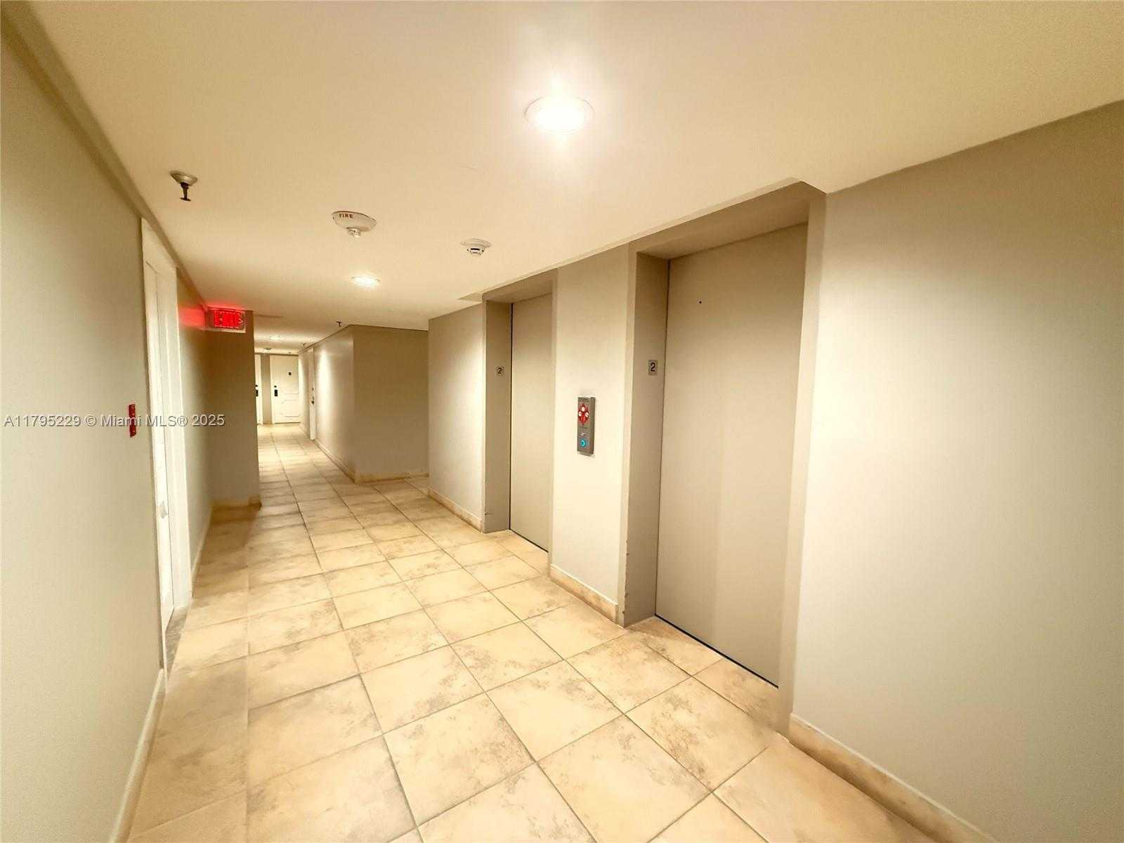 Small Image of 1623 COLLINS AVE #211, Miami Beach Number 15