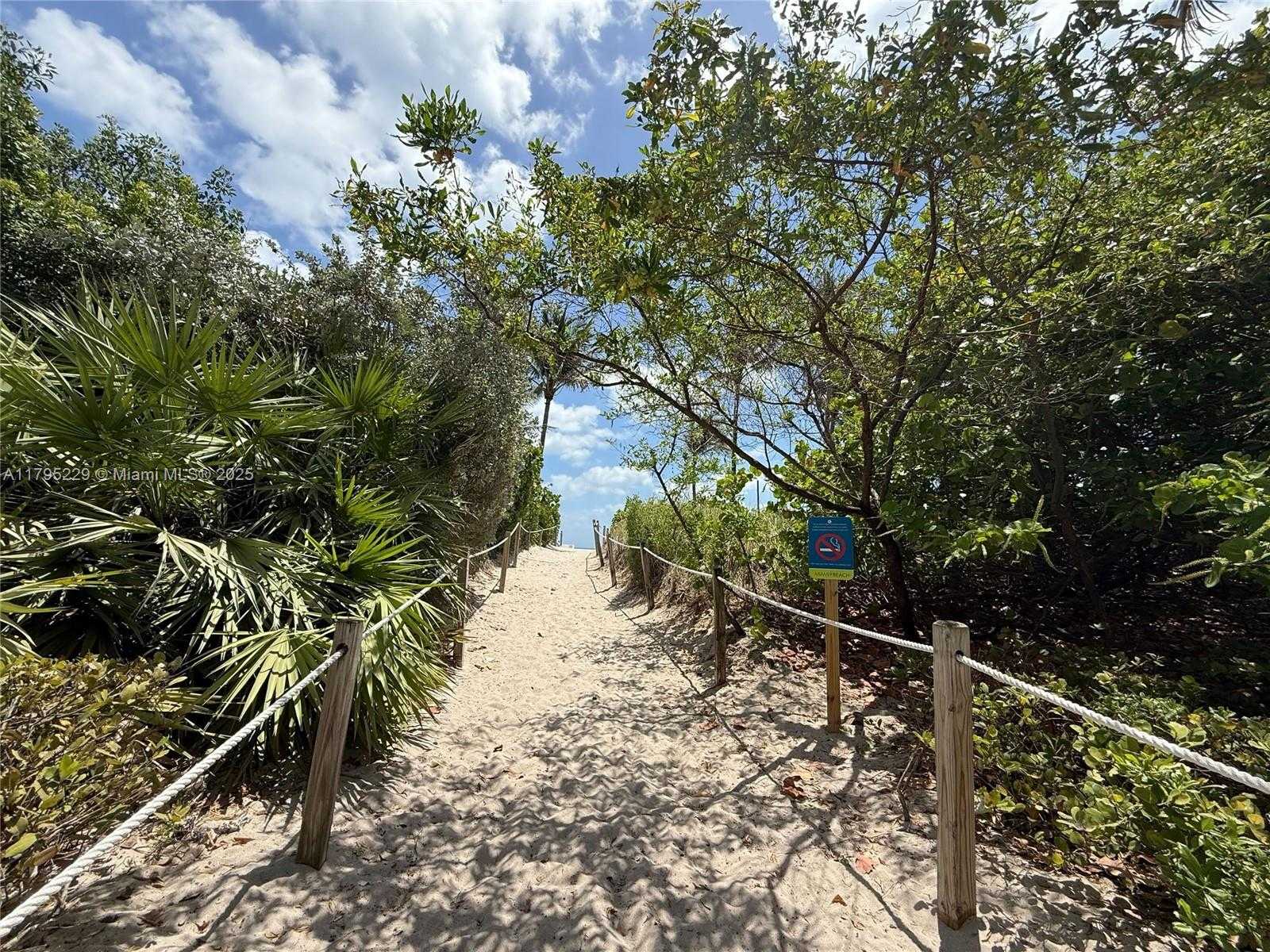 Small Image of 1623 COLLINS AVE #211, Miami Beach Number 16