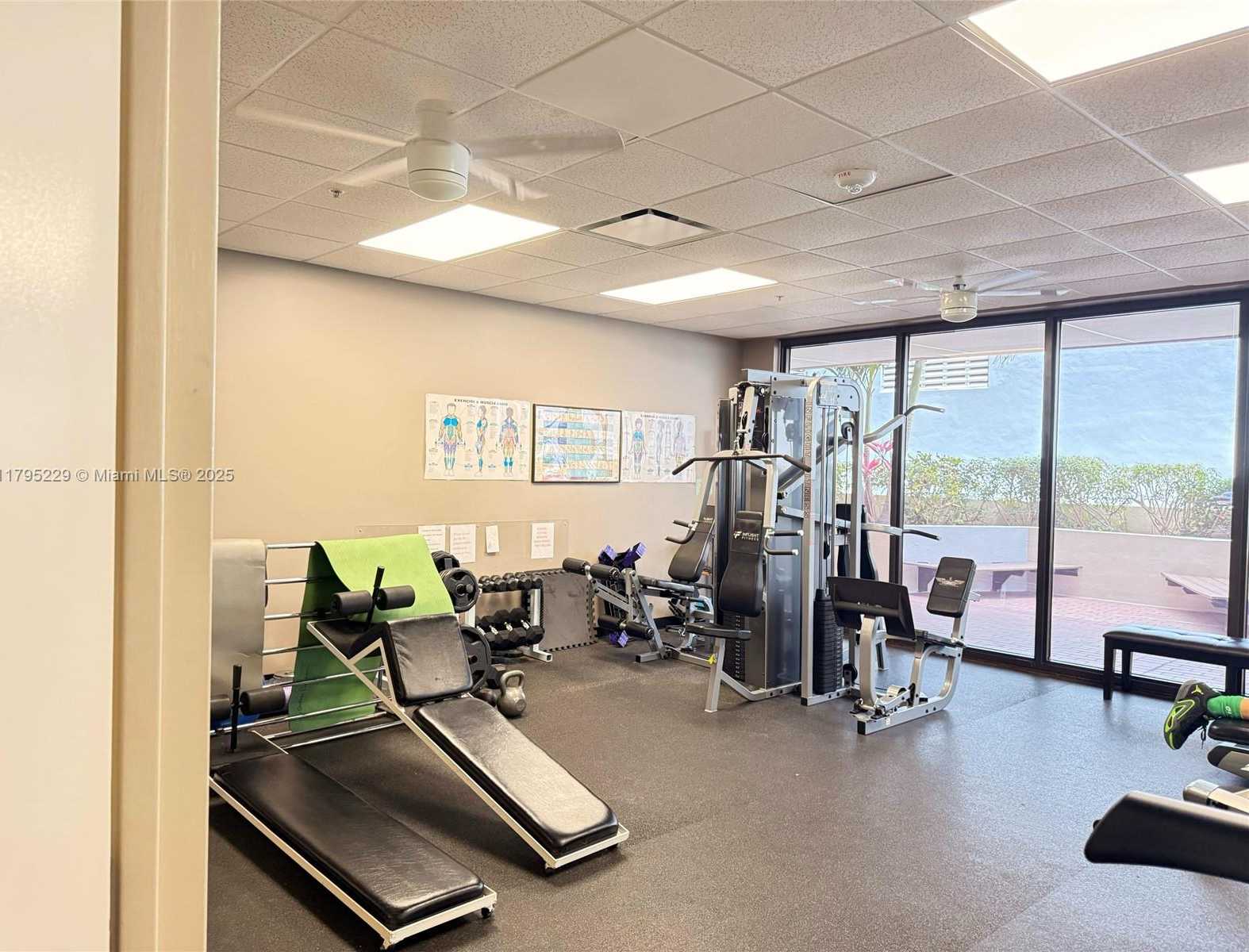 Small Image of 1623 COLLINS AVE #211, Miami Beach Number 19