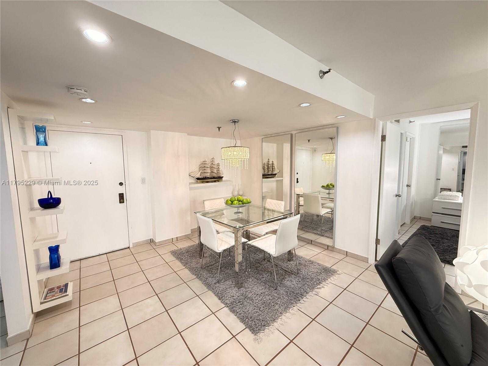 Small Image of 1623 COLLINS AVE #211, Miami Beach Number 9