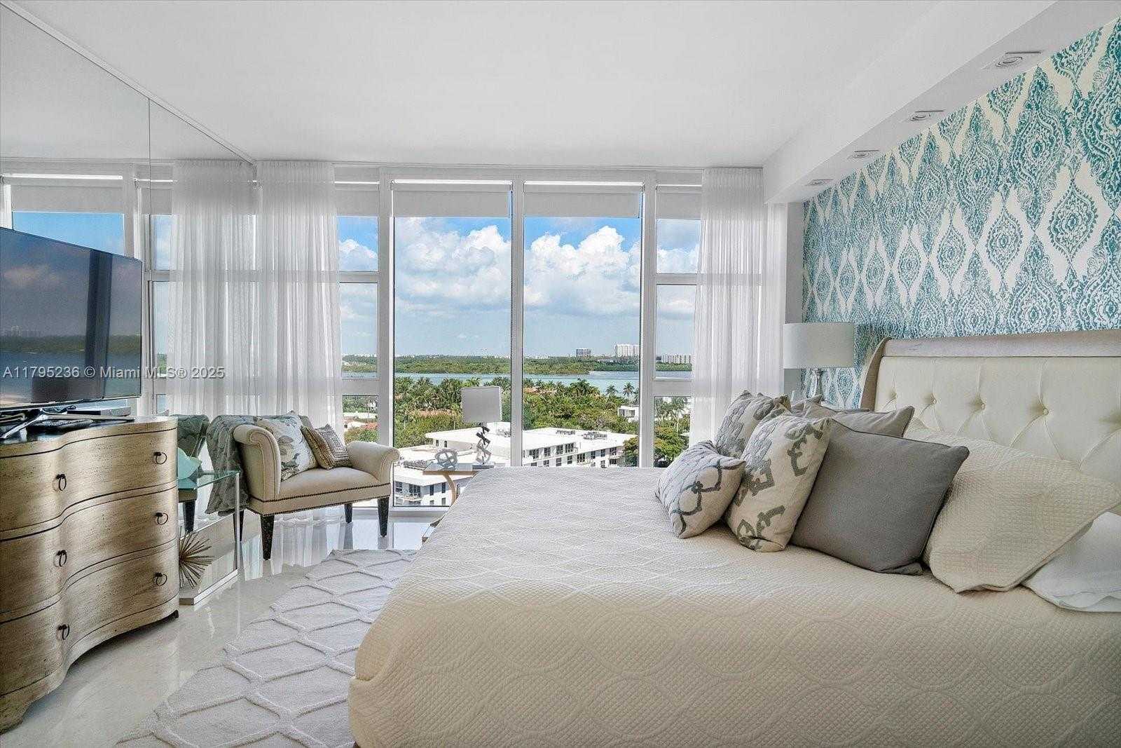 Small Image of 10275 COLLINS AVE #922, Bal Harbour Number 20