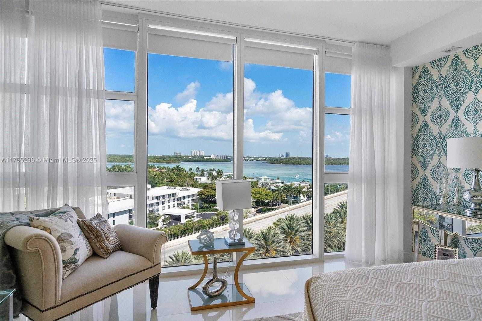 Small Image of 10275 COLLINS AVE #922, Bal Harbour Number 22