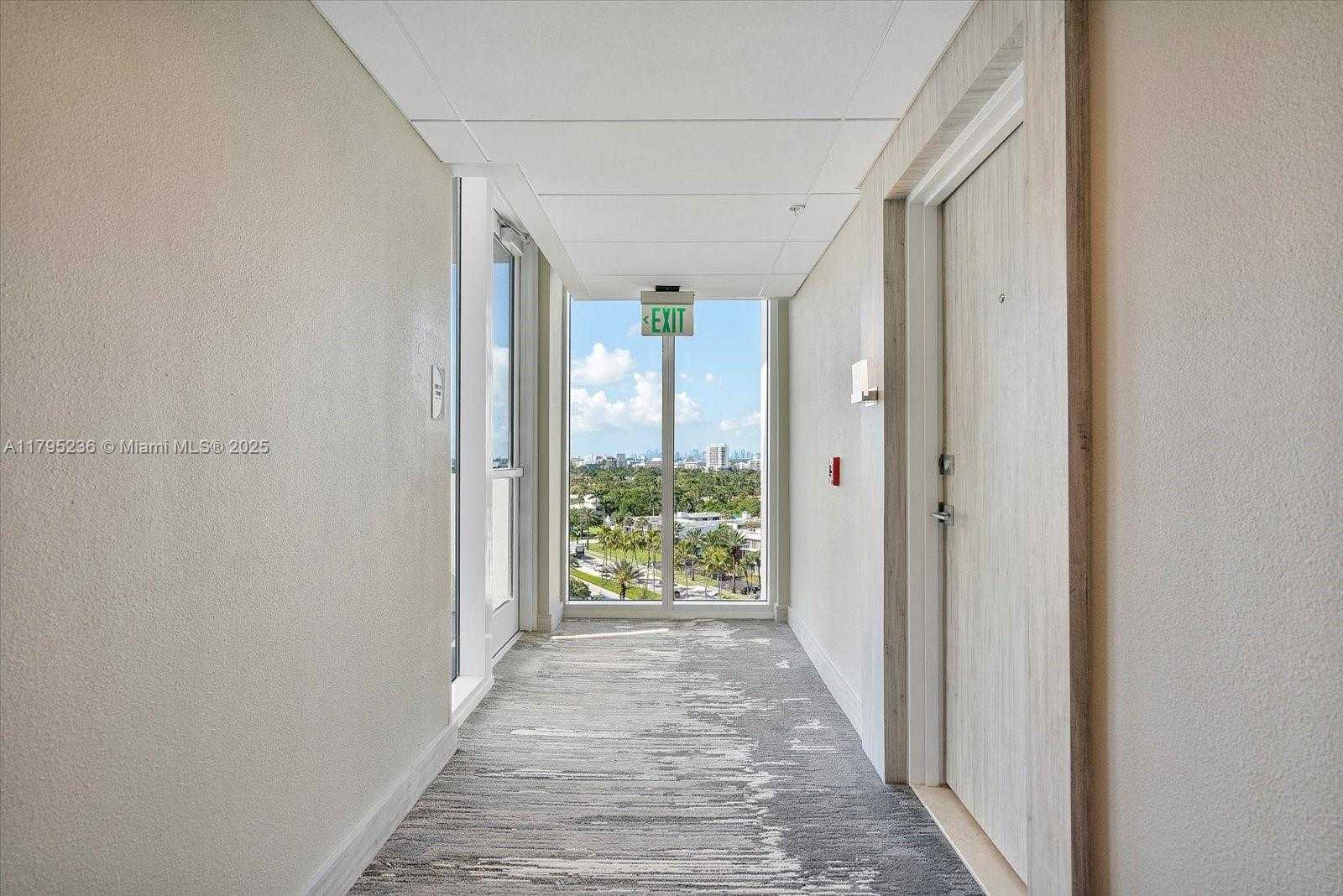 Small Image of 10275 COLLINS AVE #922, Bal Harbour Number 32