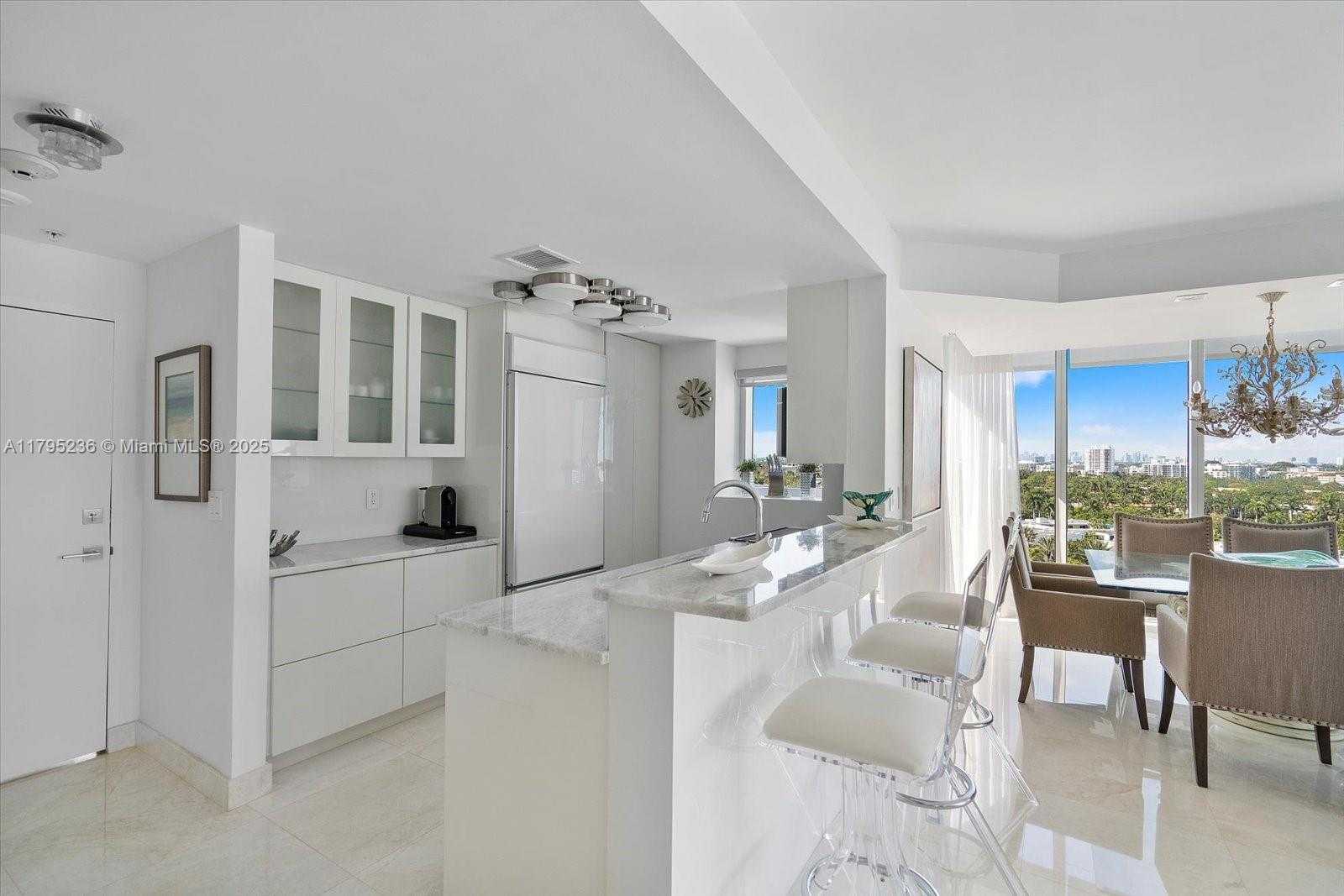 Small Image of 10275 COLLINS AVE #922, Bal Harbour Number 5