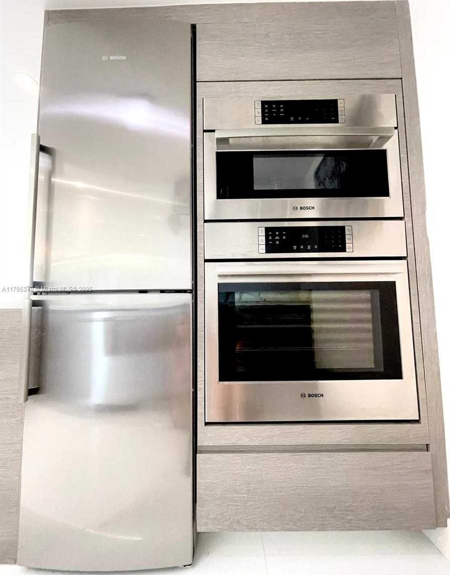 Small Image of 90 ALTON RD #FL-5, Miami Beach Number 15