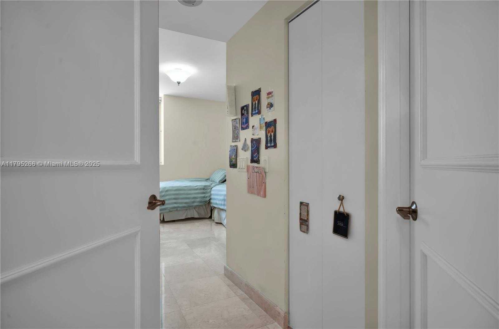 Small Image of 4775 COLLINS AVE #2006/2007, Miami Beach Number 17