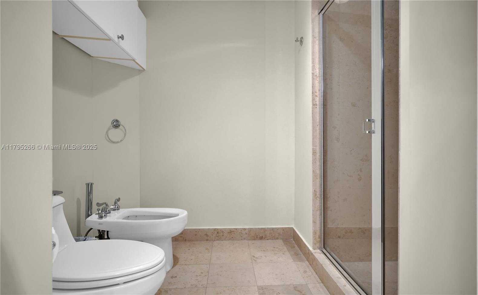 Small Image of 4775 COLLINS AVE #2006/2007, Miami Beach Number 20