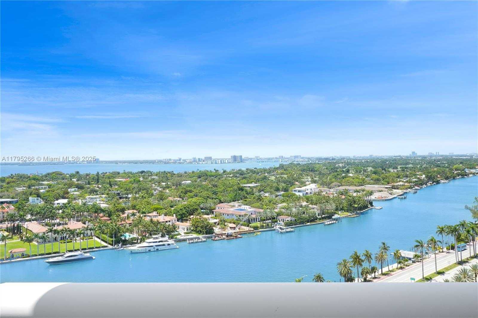 Small Image of 4775 COLLINS AVE #2006/2007, Miami Beach Number 27