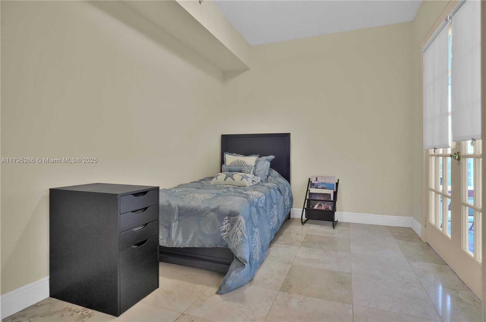 Small Image of 4775 COLLINS AVE #2006/2007, Miami Beach Number 45