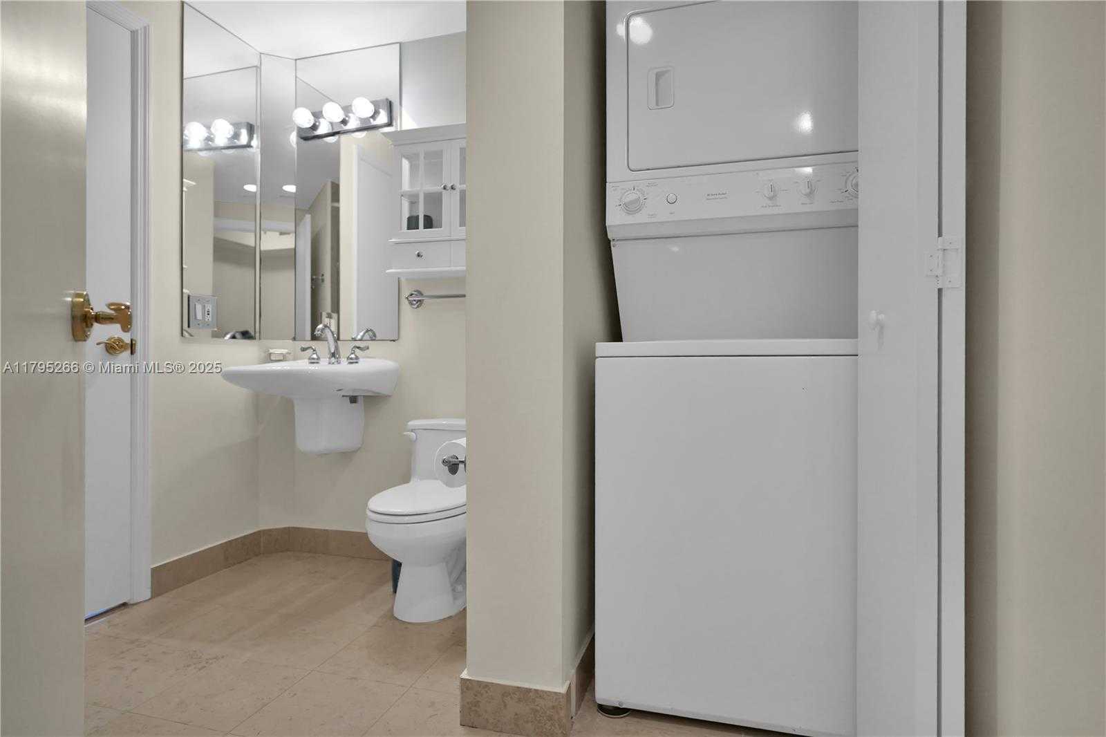 Small Image of 4775 COLLINS AVE #2006/2007, Miami Beach Number 50