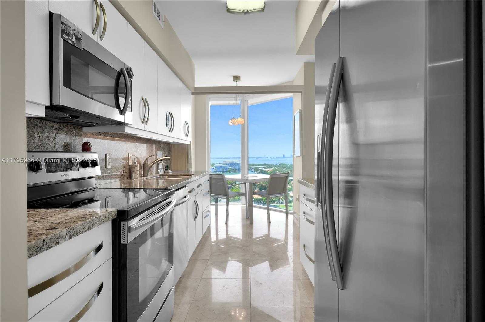 Small Image of 4775 COLLINS AVE #2006/2007, Miami Beach Number 9