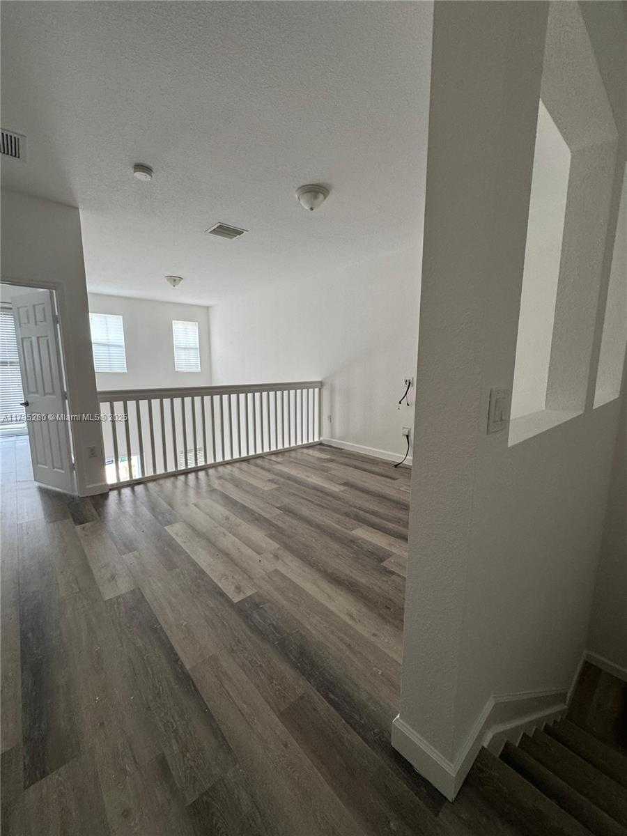 Small Image of 7515 NORTH WEST 114TH PATH #7515, Doral Number 14
