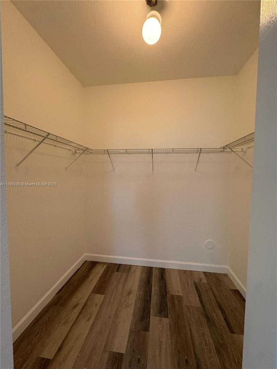 Small Image of 7515 NORTH WEST 114TH PATH #7515, Doral Number 18