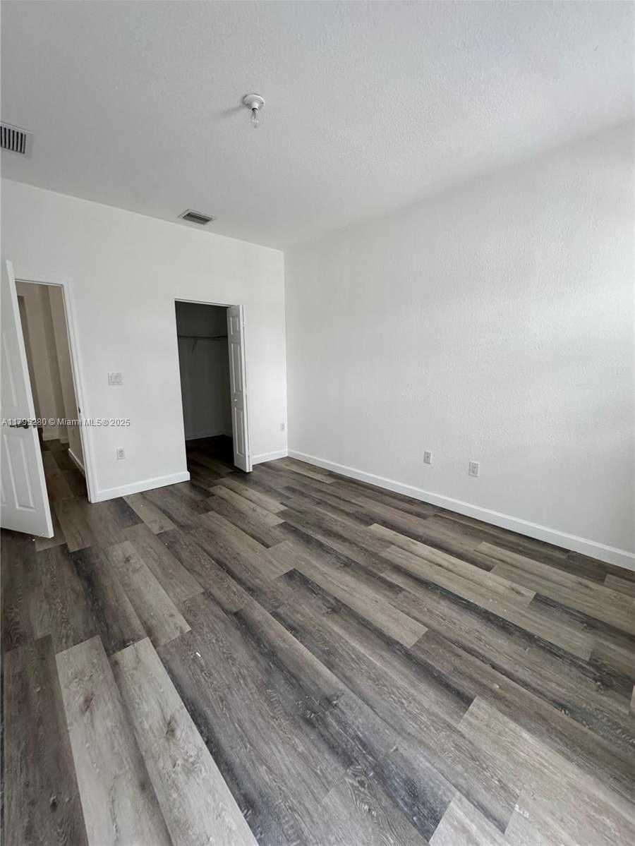 Small Image of 7515 NORTH WEST 114TH PATH #7515, Doral Number 21