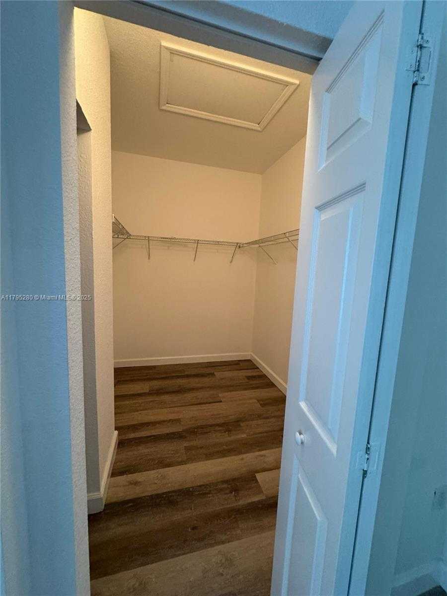 Small Image of 7515 NORTH WEST 114TH PATH #7515, Doral Number 24