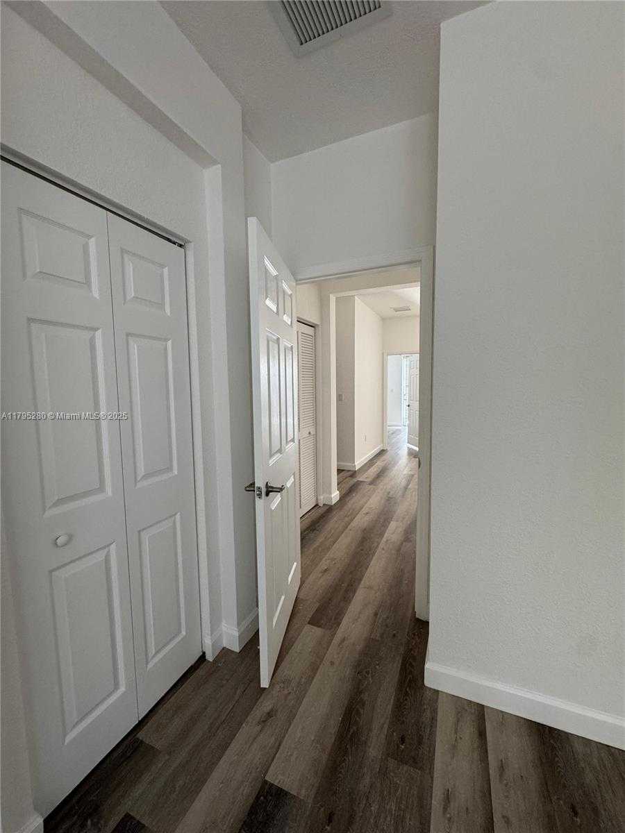 Small Image of 7515 NORTH WEST 114TH PATH #7515, Doral Number 30