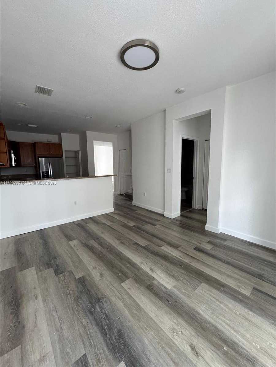 Small Image of 7515 NORTH WEST 114TH PATH #7515, Doral Number 4