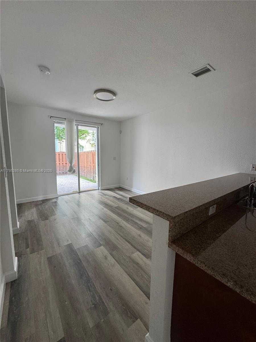 Small Image of 7515 NORTH WEST 114TH PATH #7515, Doral Number 5