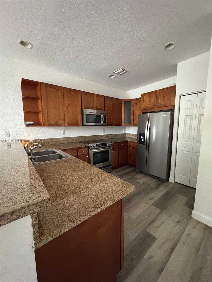 Small Image of 7515 NORTH WEST 114TH PATH #7515, Doral Number 9