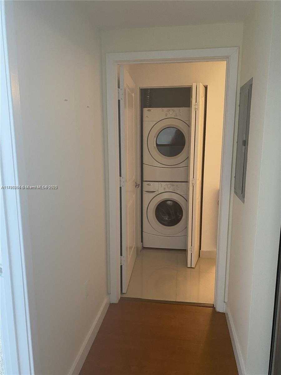 Small Image of 601 NORTH EAST 23 ST #1007, Miami Number 10