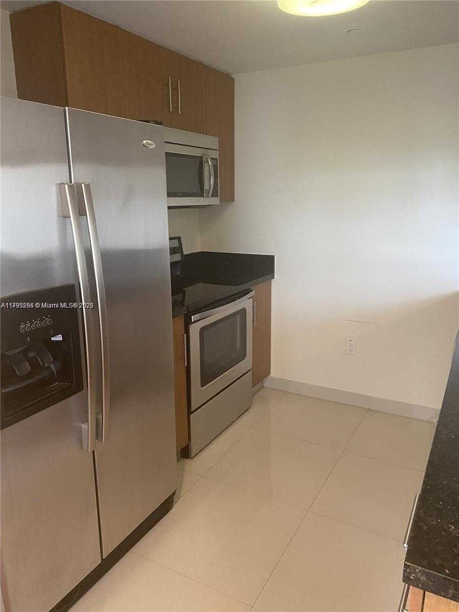 Small Image of 601 NORTH EAST 23 ST #1007, Miami Number 3