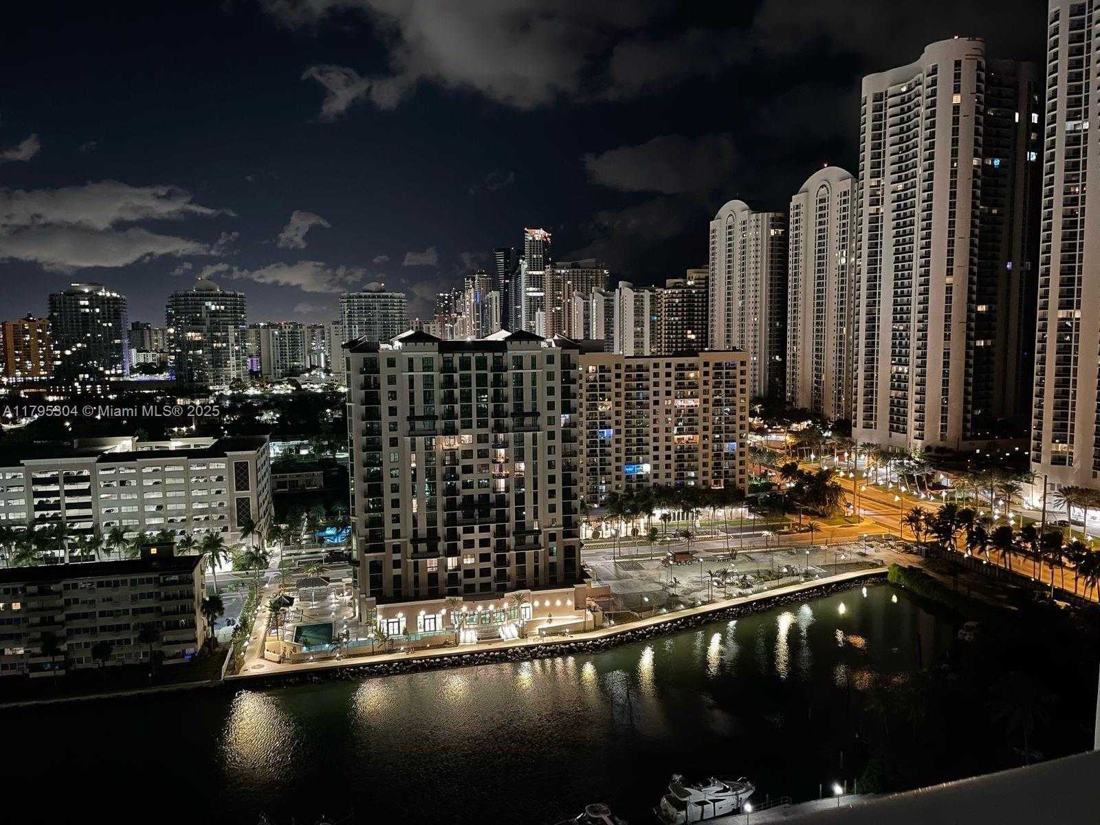 Small Image of 100 BAYVIEW DR #PH29, Sunny Isles Beach Number 14