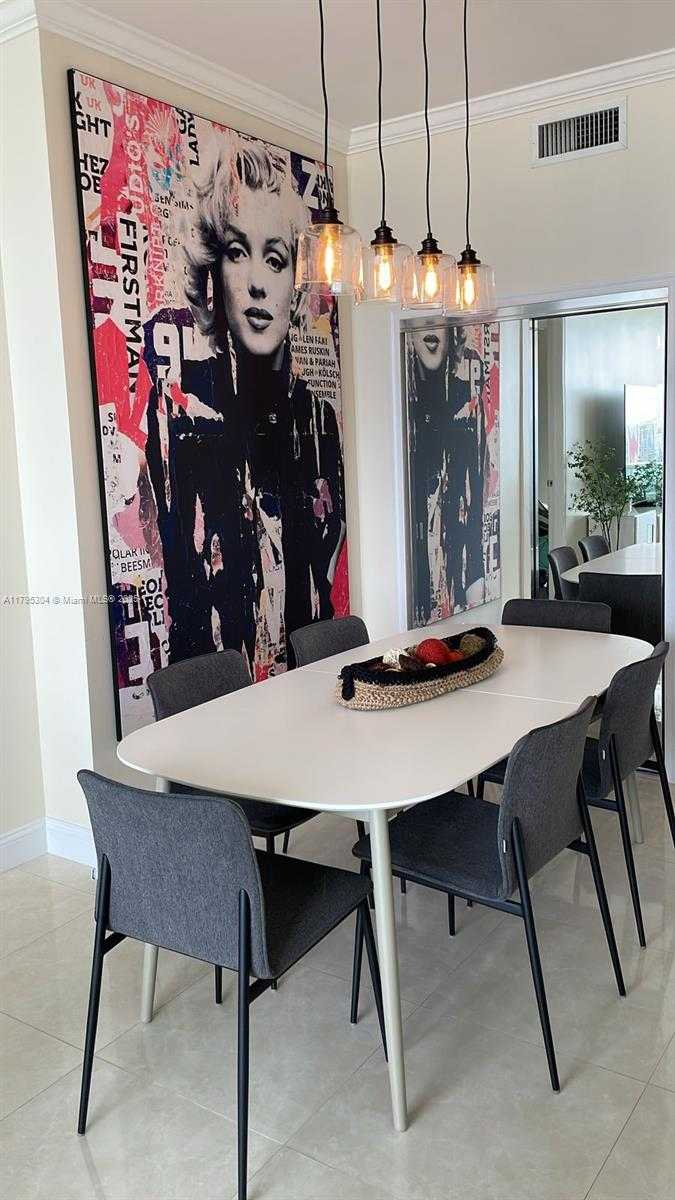 Small Image of 100 BAYVIEW DR #PH29, Sunny Isles Beach Number 3