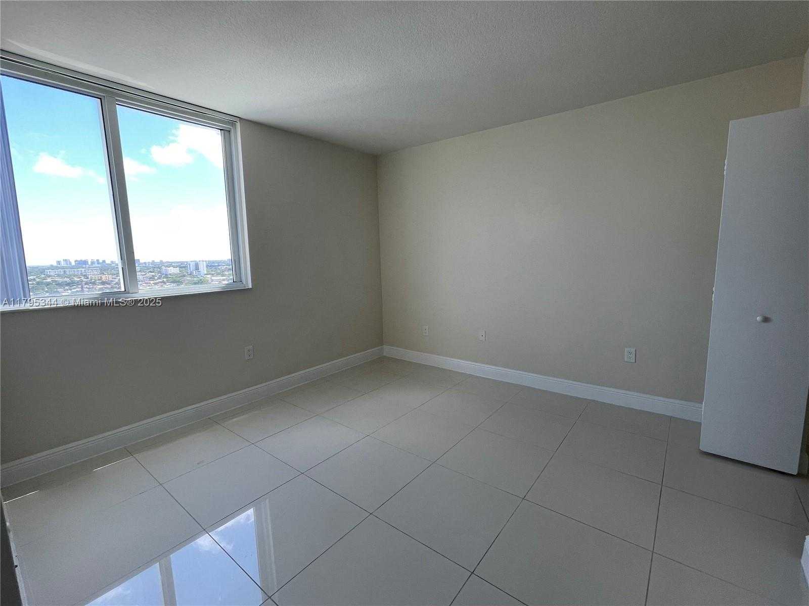 Small Image of 1861 NORTH WEST S RIVER DR #2310, Miami Number 39