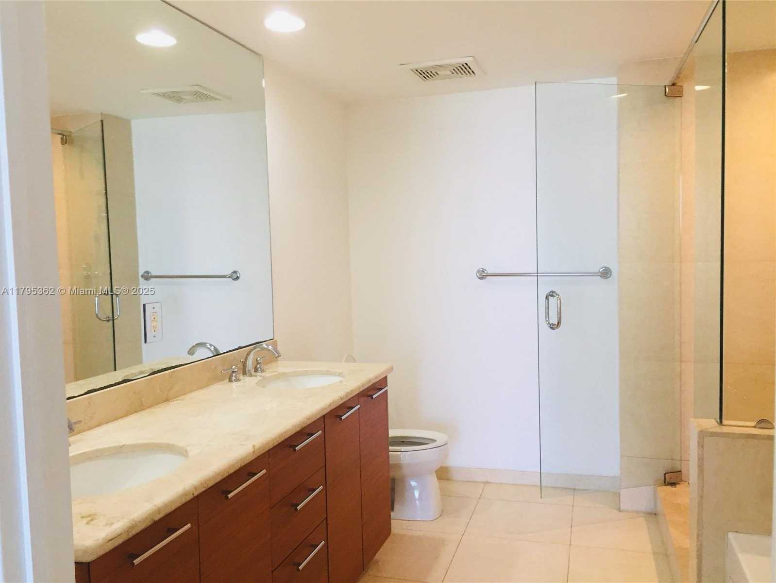Small Image of 50 BISCAYNE BLVD #1901, Miami Number 10