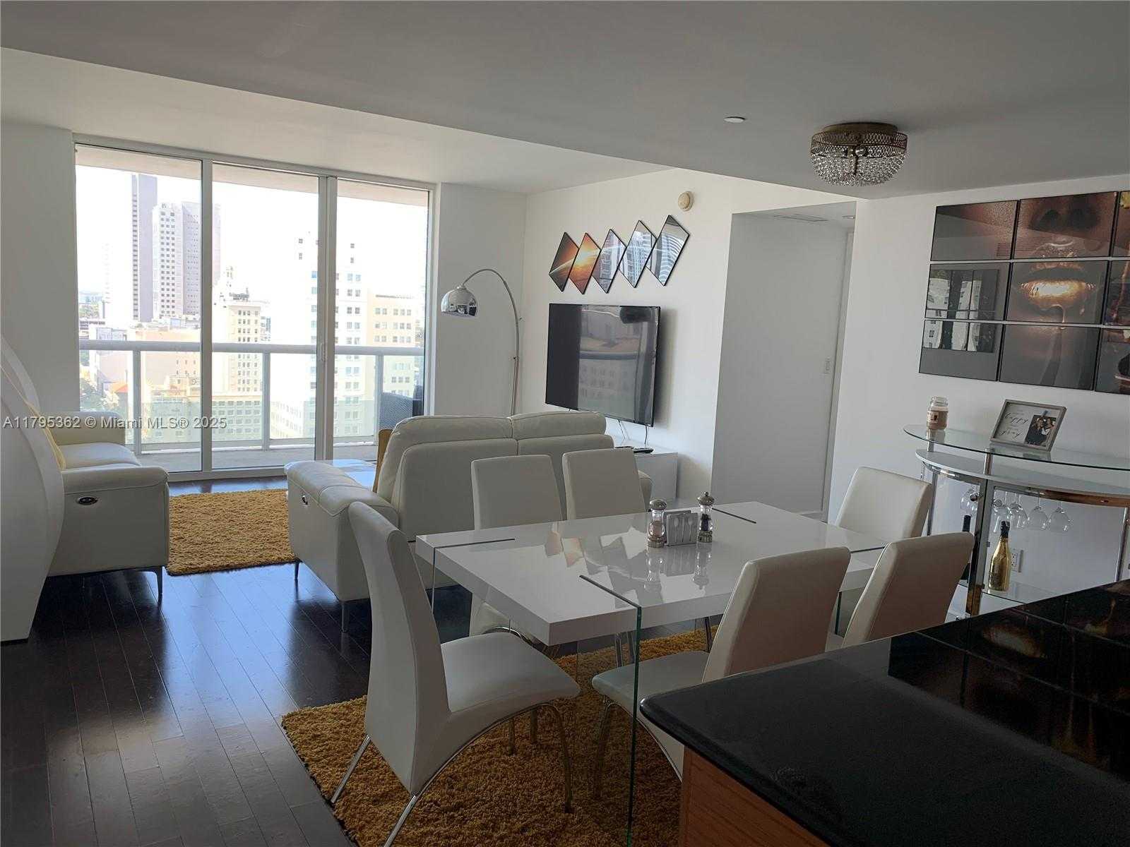 Small Image of 50 BISCAYNE BLVD #1901, Miami Number 6