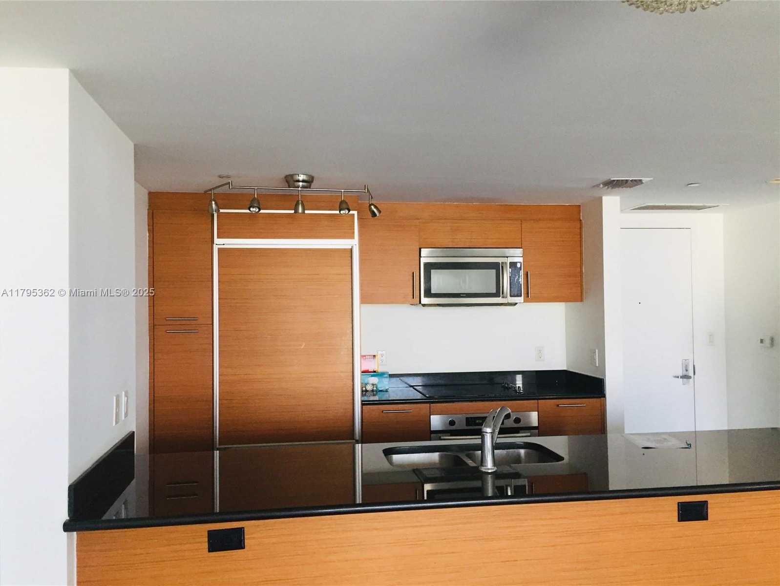 Small Image of 50 BISCAYNE BLVD #1901, Miami Number 8