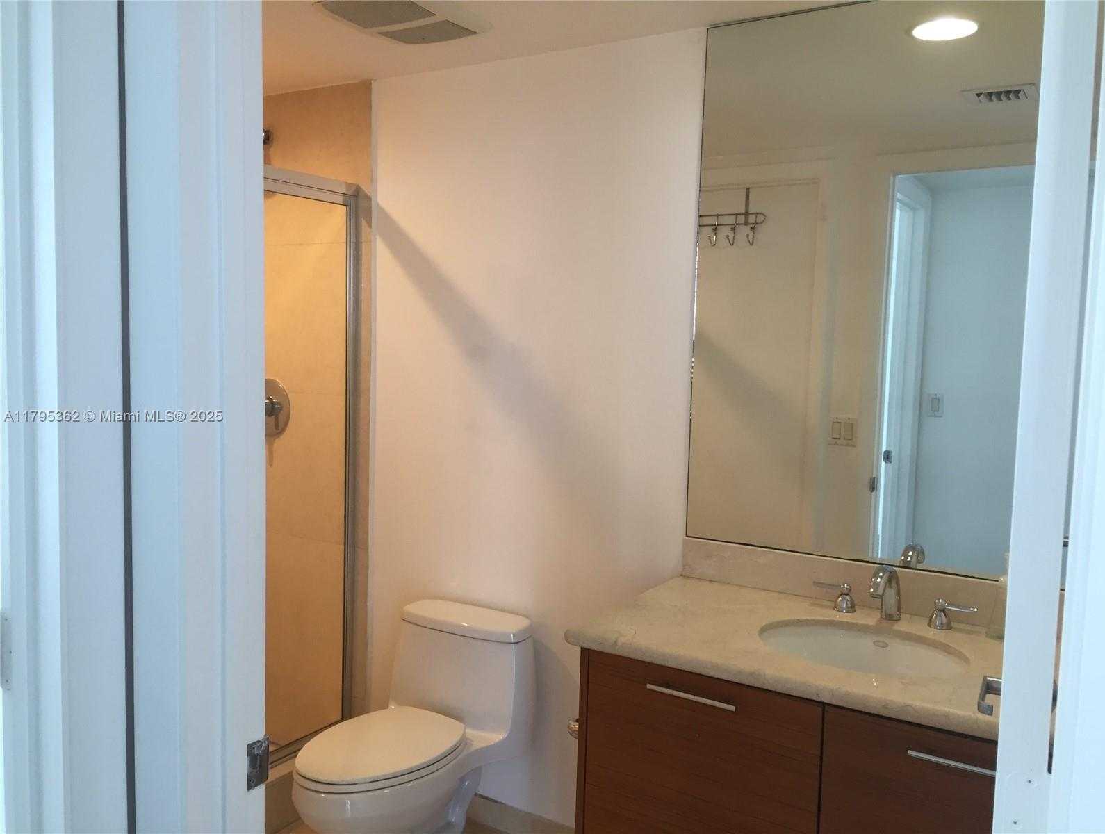 Small Image of 50 BISCAYNE BLVD #1901, Miami Number 9