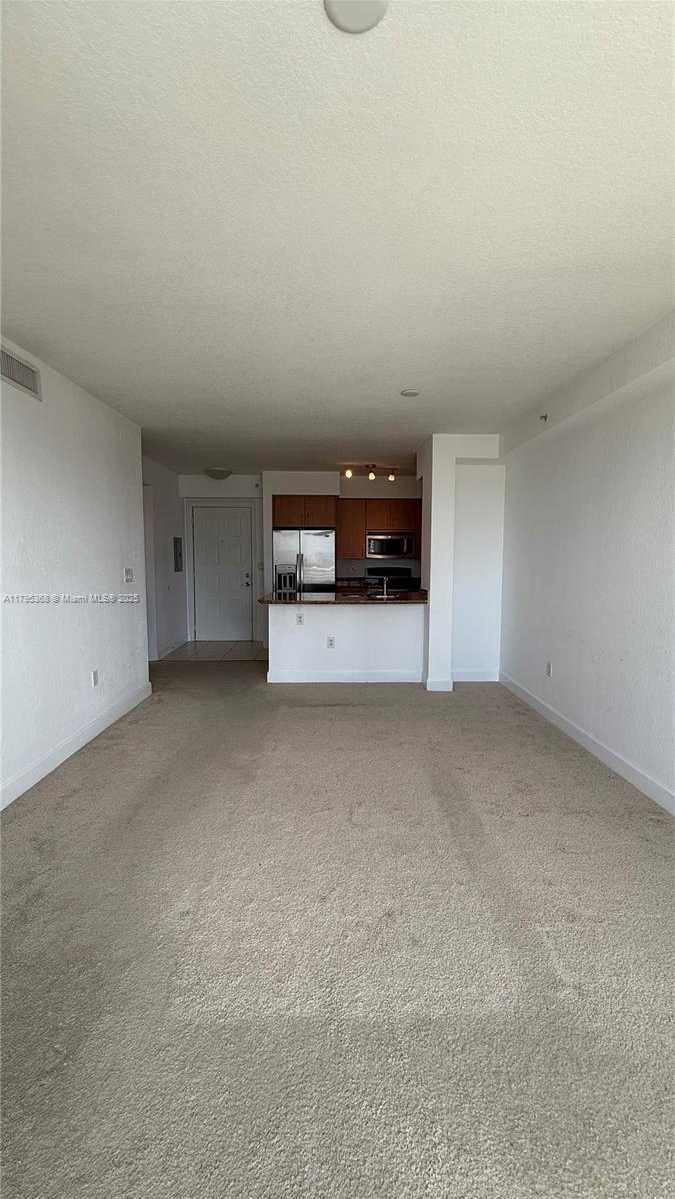 Small Image of 1830 Radius Dr, Hollywood, FL 33020, USA Number 14