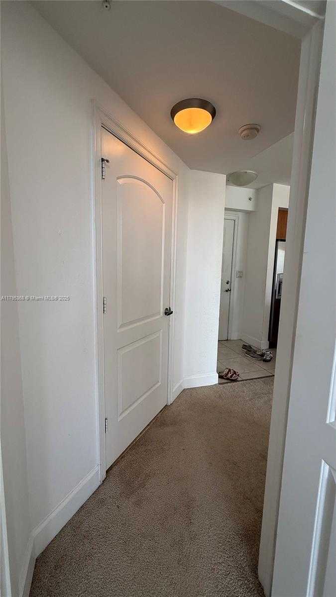 Small Image of 1830 Radius Dr, Hollywood, FL 33020, USA Number 19
