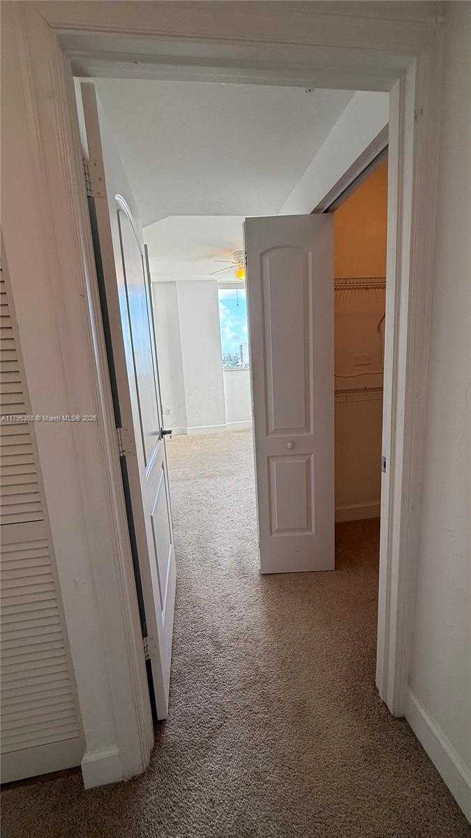 Small Image of 1830 Radius Dr, Hollywood, FL 33020, USA Number 21