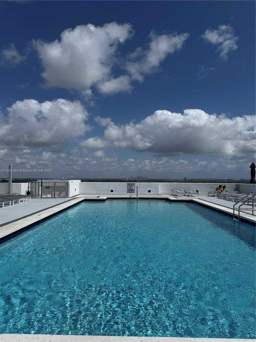 Small Image of 1830 Radius Dr, Hollywood, FL 33020, USA Number 35
