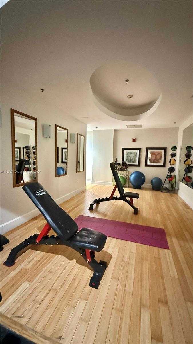 Small Image of 1830 Radius Dr, Hollywood, FL 33020, USA Number 38