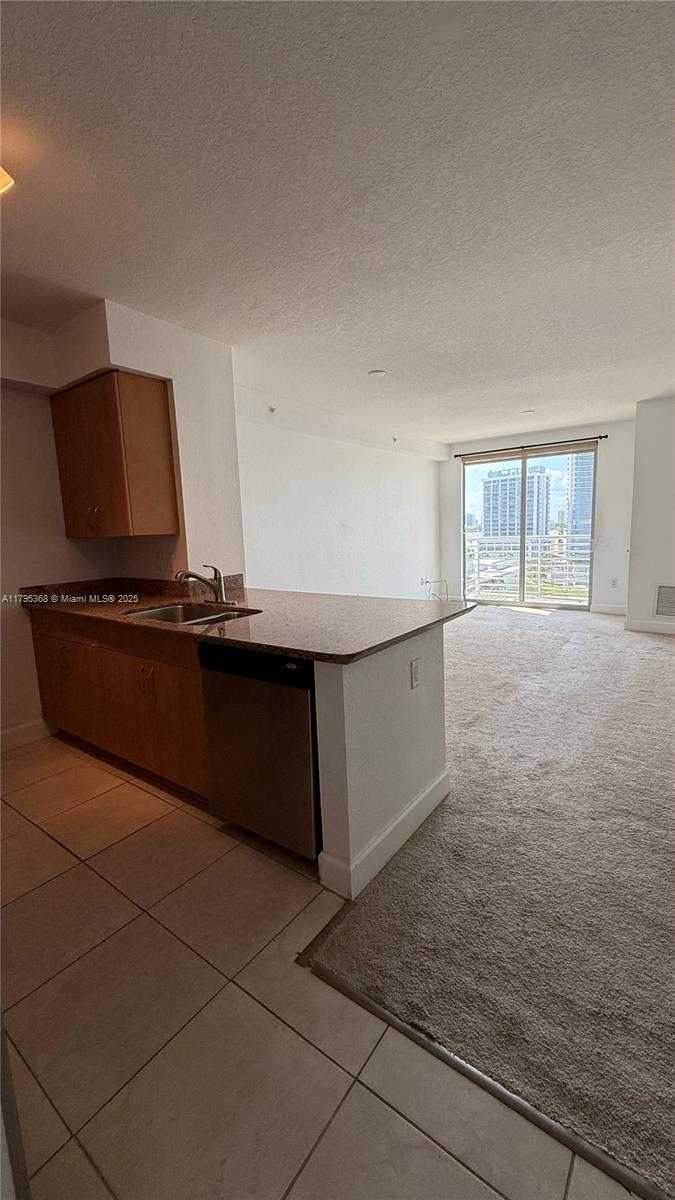 Small Image of 1830 Radius Dr, Hollywood, FL 33020, USA Number 7