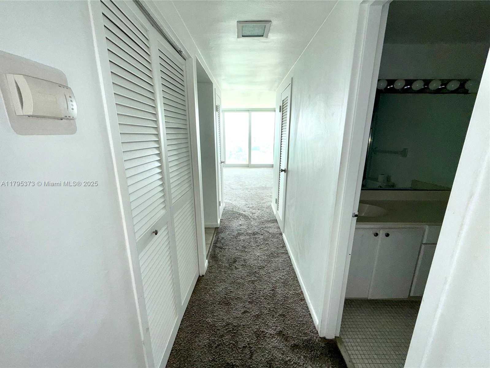 Small Image of 1000 WEST AVE #931, Miami Beach Number 10