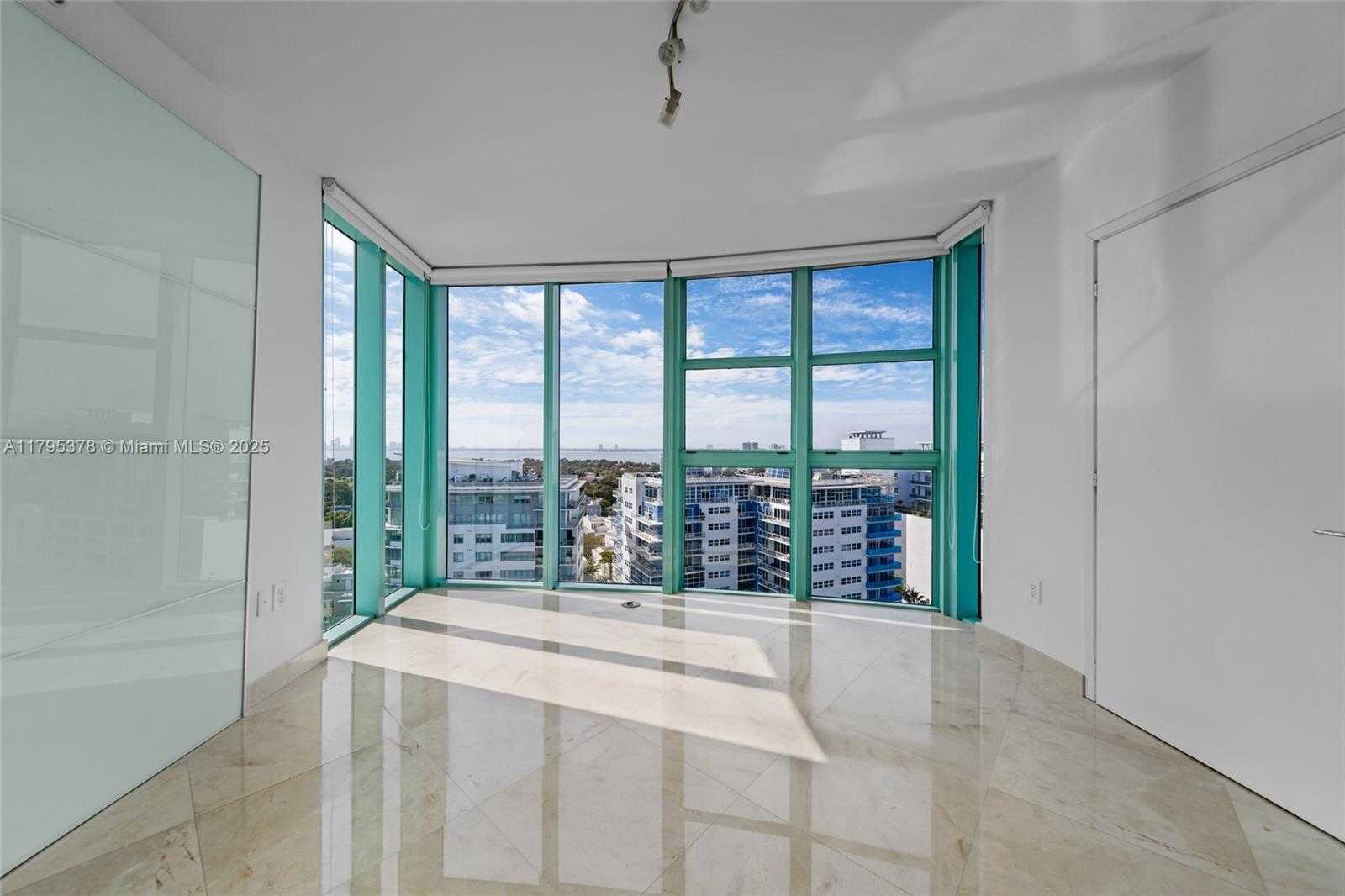 Small Image of 6000 INDIAN CREEK DR #17B, Miami Beach Number 14