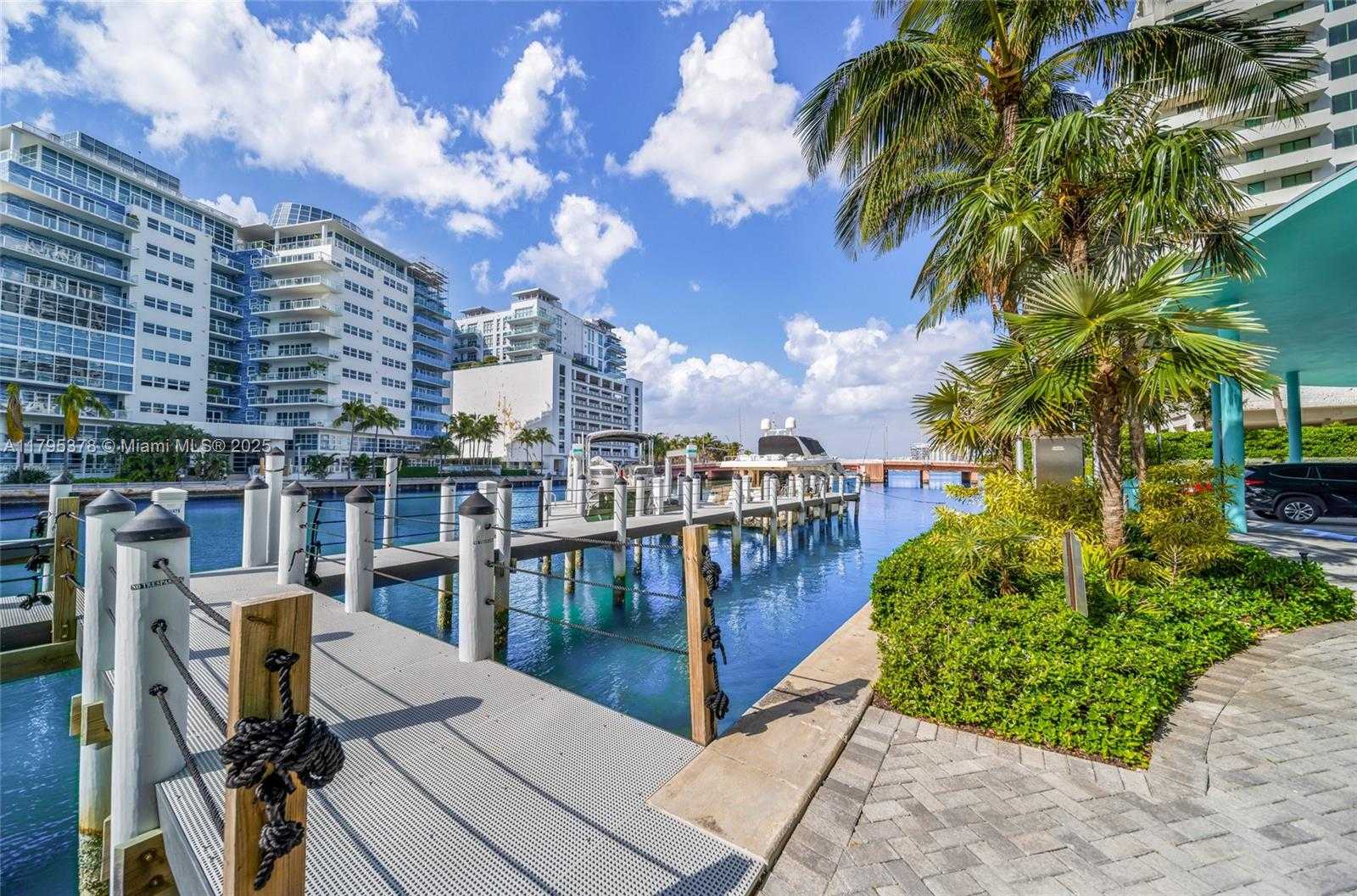 Small Image of 6000 INDIAN CREEK DR #17B, Miami Beach Number 35