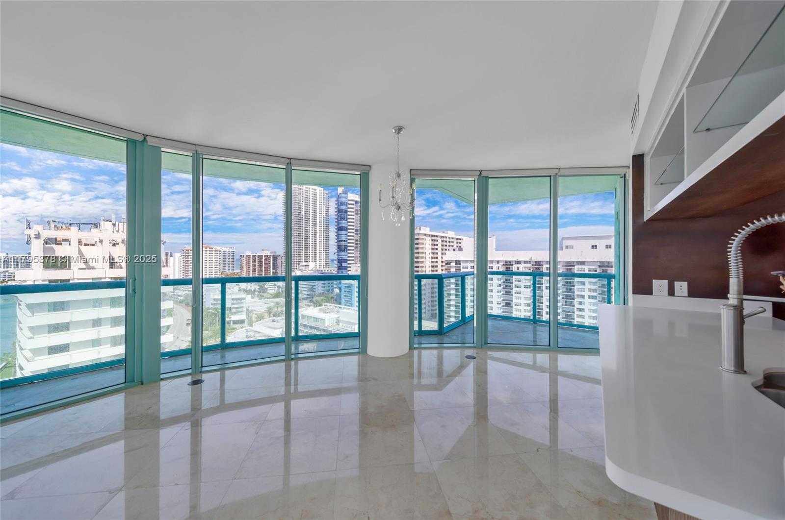 Small Image of 6000 INDIAN CREEK DR #17B, Miami Beach Number 4