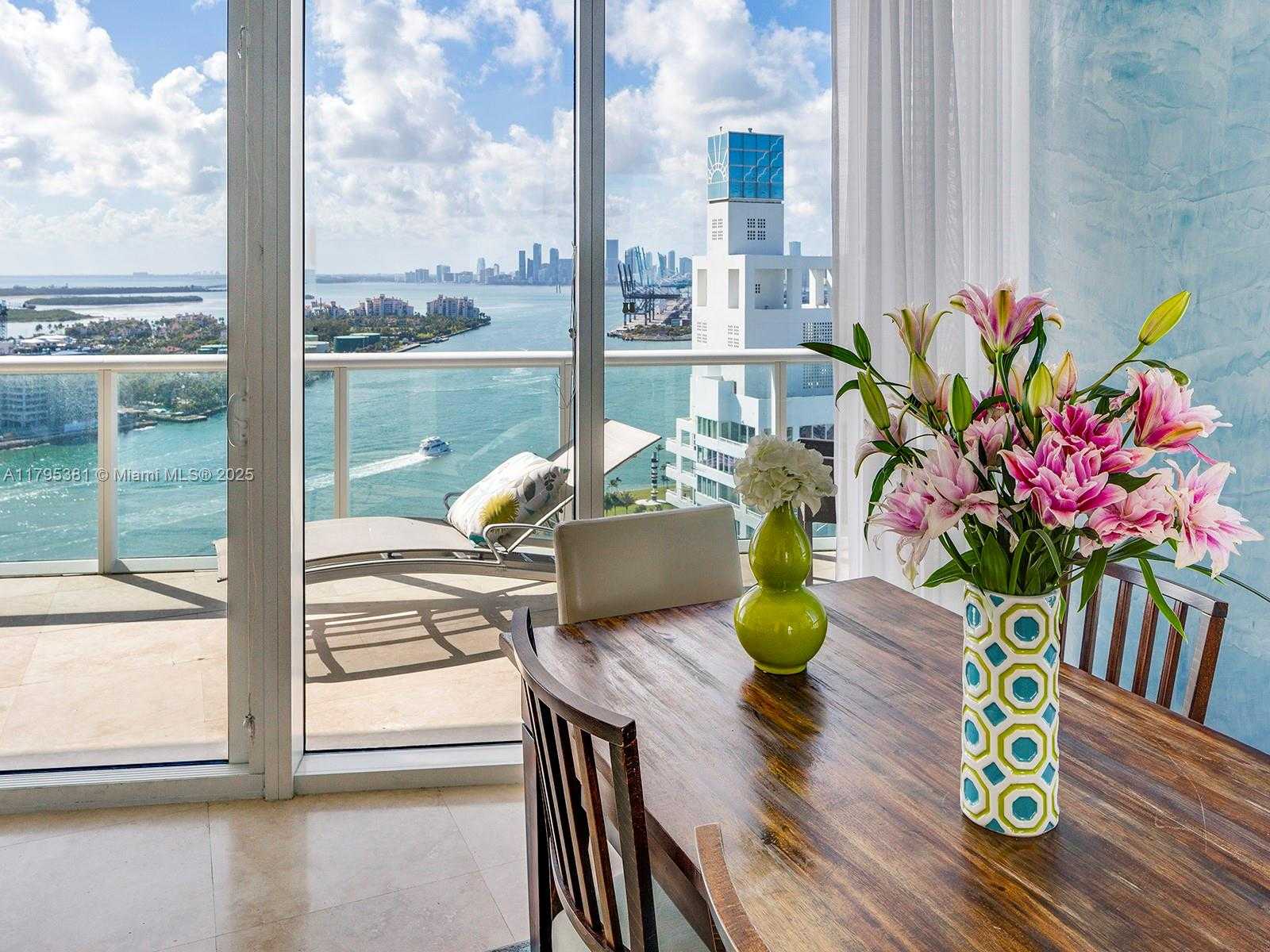 Small Image of 100 SOUTH POINTE DR #2601, Miami Beach Number 11