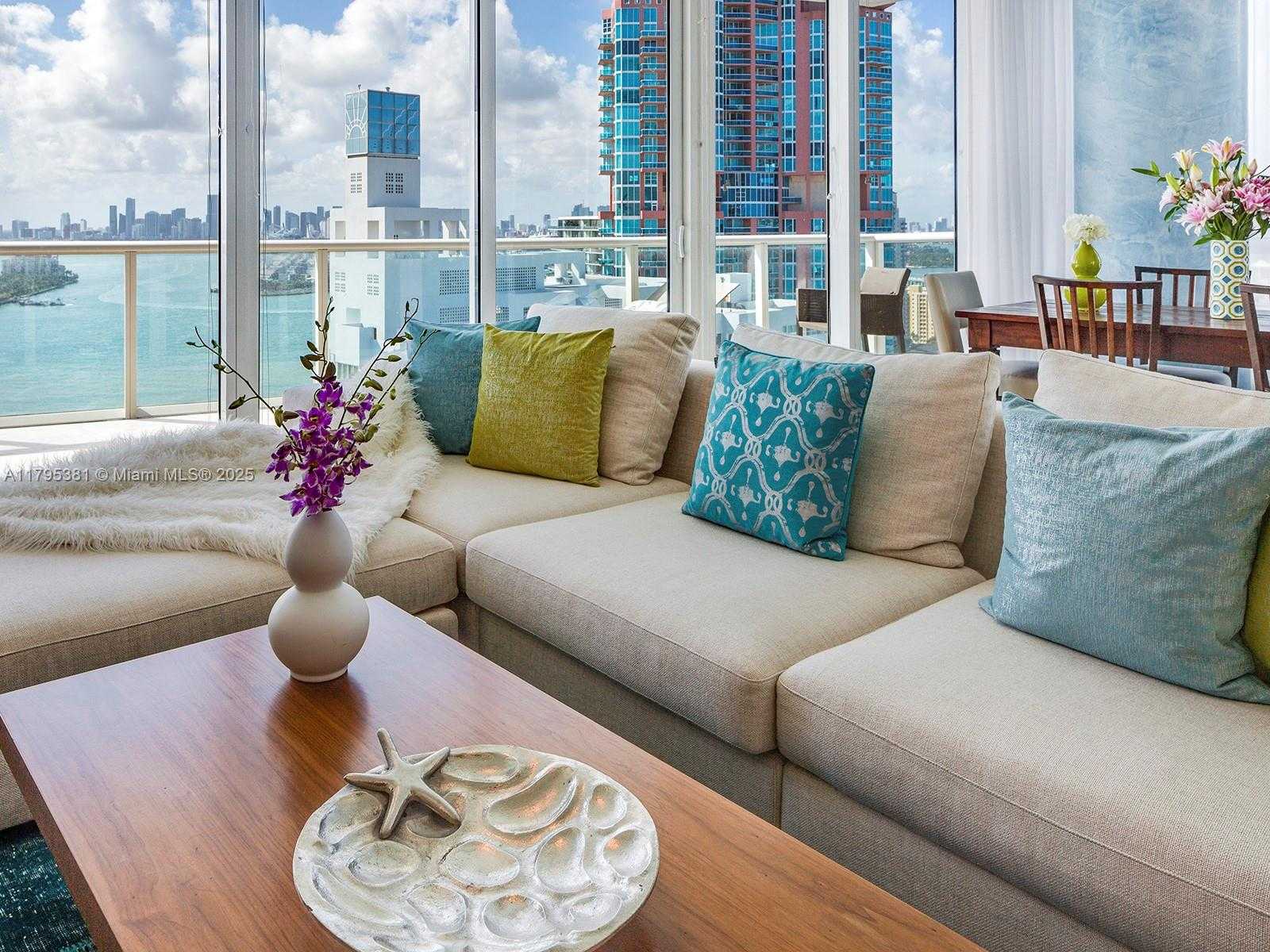 Small Image of 100 SOUTH POINTE DR #2601, Miami Beach Number 9